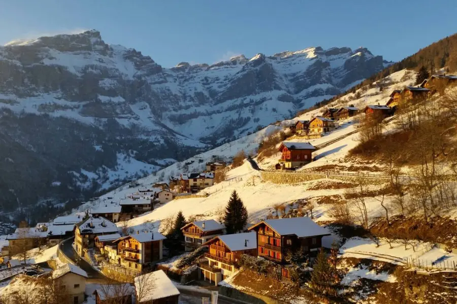 Pagati per vivere ad Albinen: città svizzera, 60mila euro per famiglia