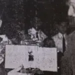 Pianoforte di Vasco Rossi in vendita per 6mila euro: autografo sul retro