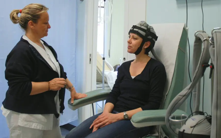 Chemioterapia senza caduta capelli con la cuffia Paxman