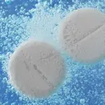 Un'aspirina al giorno toglie il medico di torno, lo dice la scienza