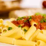 La pasta fa dimagrire: chi la mangia è più snello