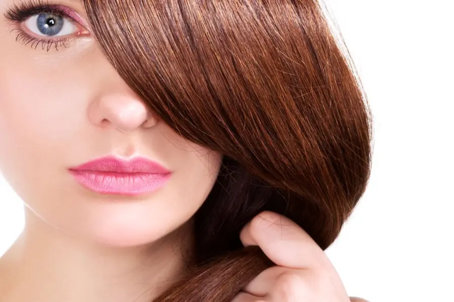 Tinture per capelli causano il tumore al seno: meglio i coloranti naturali