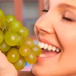 Dieta dell'uva: per dimagrire e disintossicarsi