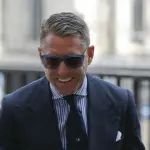 Lapo Elkann compie 40 anni: eccessi, glamour e passione per le auto