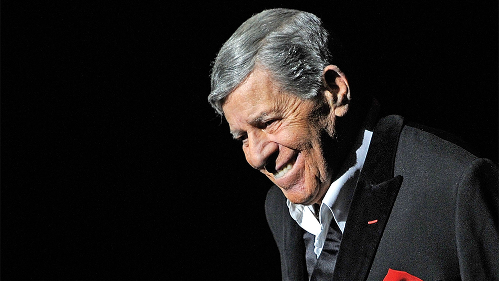 Jerry Lewis è morto, 91 anni di comicità a tutto spiano