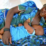 Allattare al seno: un investimento per la vita, previene tumore al seno