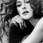 Monica Bellucci sensuale su Instagram: bellezza non ha età