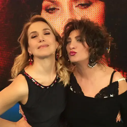 Barbara D'Urso a Ibiza da Marcella Bella?