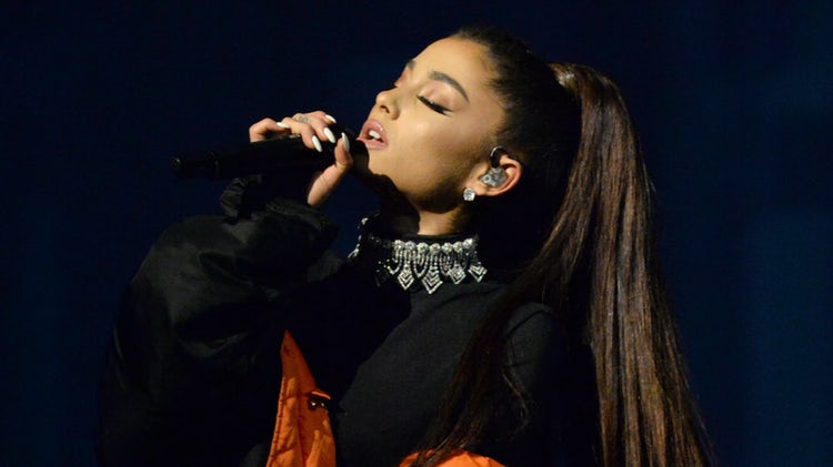 Ariana Grande si esibirà nuovamente a Manchester: l'annuncio su Twitter