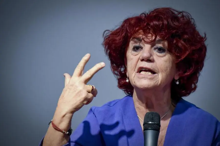 Vaccini obbligatori a scuola e sanzioni per i genitori