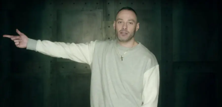 Fabri Fibra ha rinunciato a un milione di euro: ecco perché