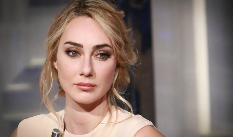 Cristel Carrisi criticata dopo l'ospitata a Domenica Live