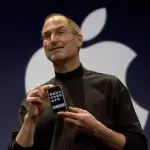iPhone compie 10 anni: la rilettura del telefonino secondo Apple