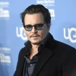 Johnny Depp vende casa per mantenere Amber Heard