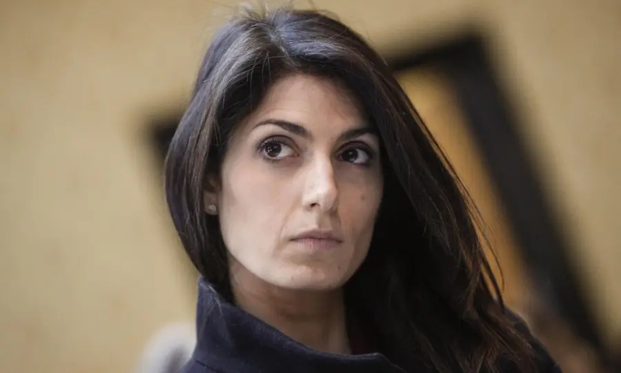 Virginia Raggi piange e designa Raffaele De Dominicis assessore al Bilancio