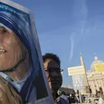 Roma, Madre Teresa di Calcutta proclamata Santa da Papa Francesco