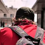 Giovani più poveri dei genitori: consumi e investimenti vanno incentivati