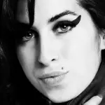 Amy Winehouse devastata da alcol e droga: 5 anni fa la morte