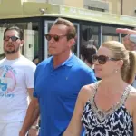 Arnold Schwarzenegger a Pisa come un turista qualsiasi