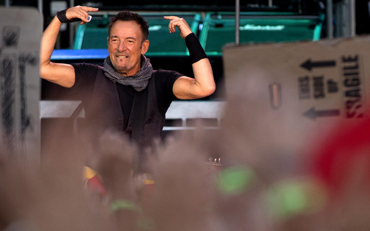 Bruce Springsteen onora Roma: musica e pace al Circo Massimo