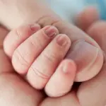 Così aiutiamo i bambini a nascere (e le loro mamme)