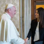 Virginia Raggi incontra Papa Francesco e presenta istanze periferie