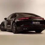 Porsche Panamera Turbo velocissima al Nurburgring: Alfa Romeo Giulia Quadrifoglio battuta