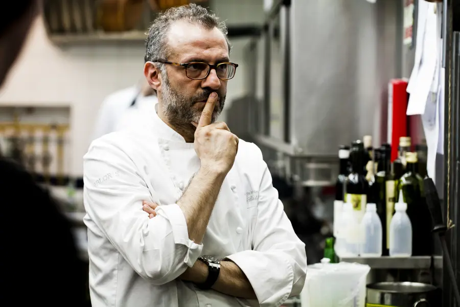 Osteria Francescana migliore ristorante al mondo: Massimo Bottura felice