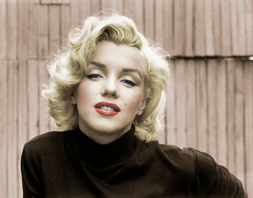 Marilyn Monroe usava seni finti per avere décolleté esplosivo