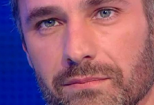 Stasera Alla Semifinale Di Amici Ospiti Speciali Fedez e Raoul Bova