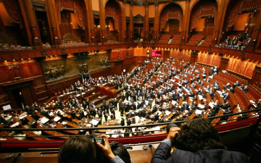 Unioni civili e coppie di fatto. E il vero sostegno alle famiglie?