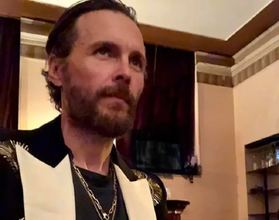 Jovanotti: paura per la suocera Lorena Valiani che cadendo ha sbattuto la testa
