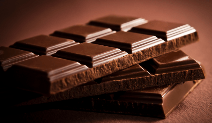 Cioccolato fondente meglio della camomilla contro insonnia
