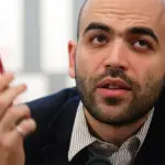 Roberto Saviano boccia Bruno Vespa dopo intervista a Riina Jr