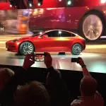Tesla Model 3: auto elettrica che raggiunge i 100 km/h in 6 secondi