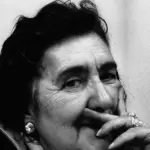 Alda Merini omaggiata da Google: un doodle per la 'poetessa dei Navigli'