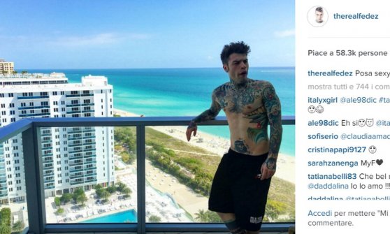 Fedez: relax a Miami dopo rissa col vicino, forfait al Jet Club di Cermenate