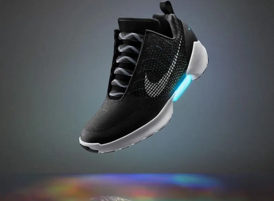 HyperAdapt 1.0, scarpe modello "Ritorno al Futuro" della Nike