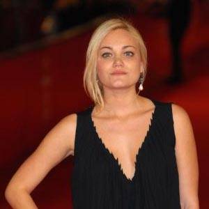 Romina Carrisi Ossessionata dalla Scrittura: Esce "Se solo Fossimo Altrove"