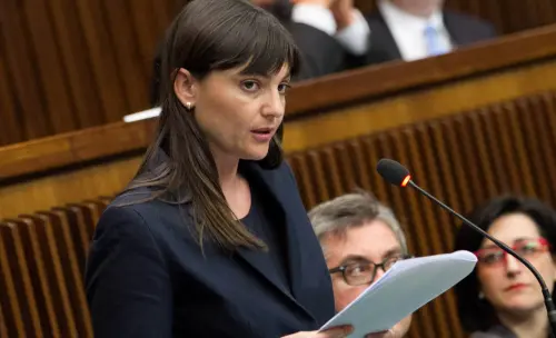 Deborah Serracchiani sotto Scorta per Minacce