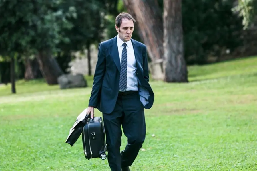 "Perfetti Sconosciuti": Quanti Segreti Riposti negli Smartphone? Ce lo Dice Paolo Genovese