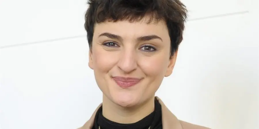 Arisa Vuole Comprare Villa a Milo di Lucio Dalla