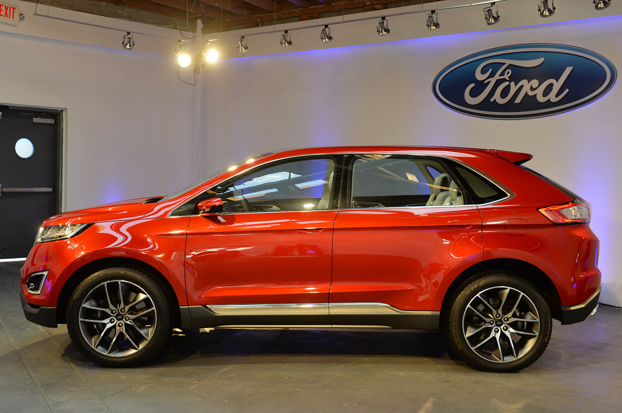 Ford Edge: Suv imponente e spazioso, prezzi da 46.250 euro