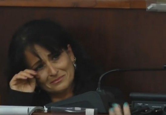 Quarto, Rosa Capuozzo cede e annuncia dimissioni: Trionfo camorra?