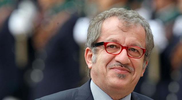 Lombardia: province addio, cantoni come Svizzera