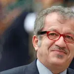 Lombardia: province addio, cantoni come Svizzera