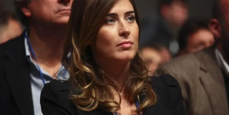 Maria Elena Boschi invita Grillo a non sottovalutare intelligenza italiani