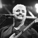 Un anno senza Pino Daniele, stasera Unici presenta Tu Dimmi Quando, alle 23, su Rai Due!
