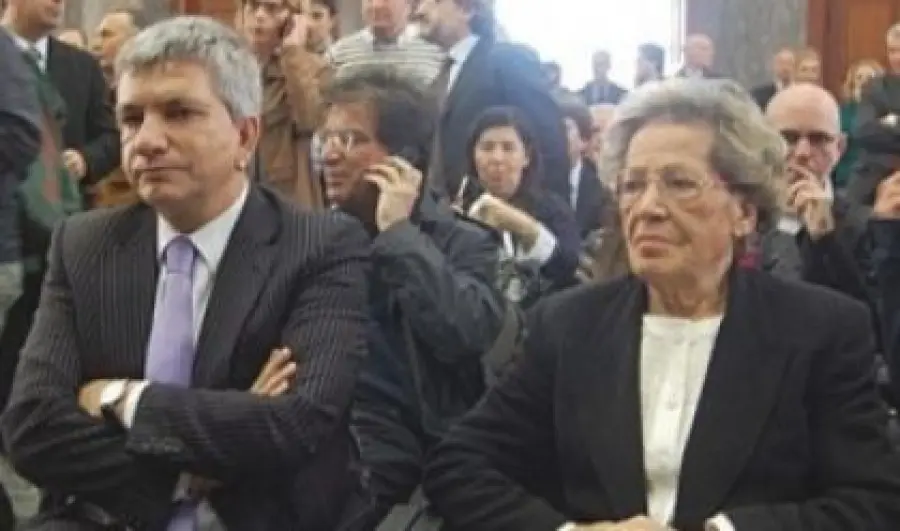 Nichi Vendola in lutto per morte mamma: "Grande madre del Sud"