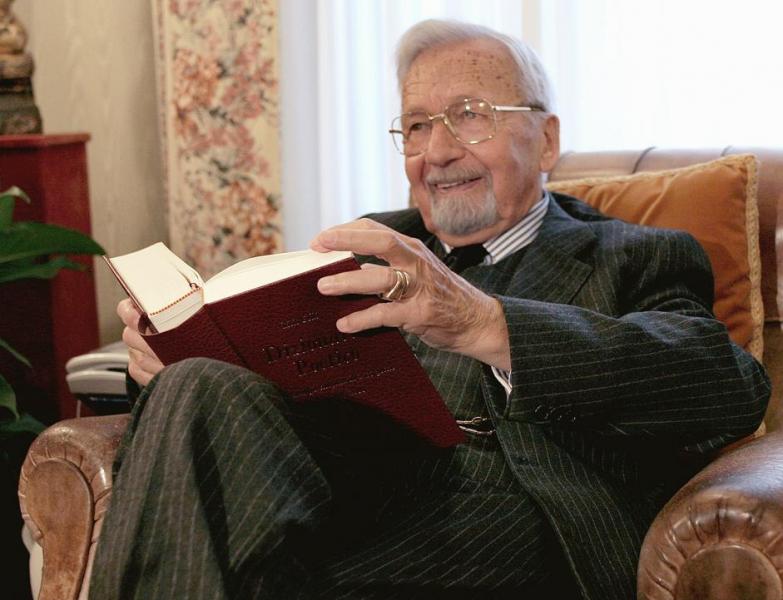 Licio Gelli è morto. Disse: "Berlusconi è l'unico andare avanti nella politica di questo Paese"